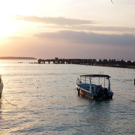 Ray Homestay Batununggul Kültér fotó